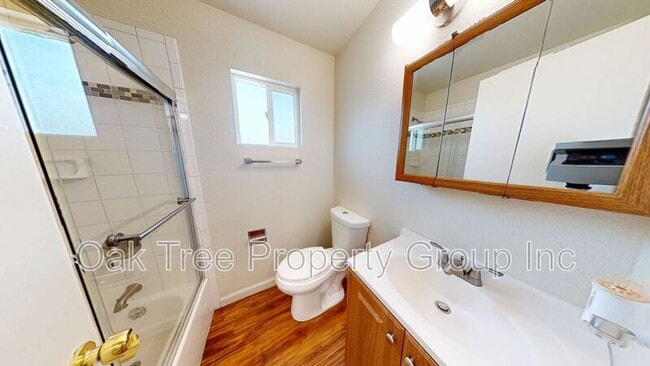 Building Photo - 630 G St