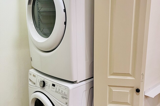 Building Photo - 2339 NW Labiche Ln