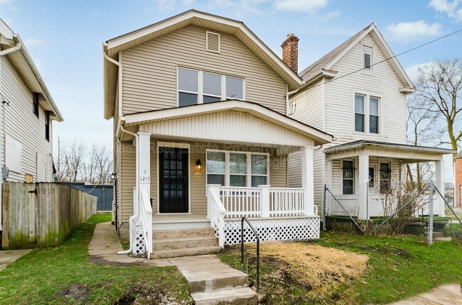 Building Photo - 1215 Sullivant Ave