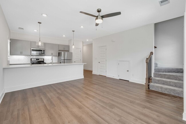 Building Photo - 224 Huntley Knl Pl