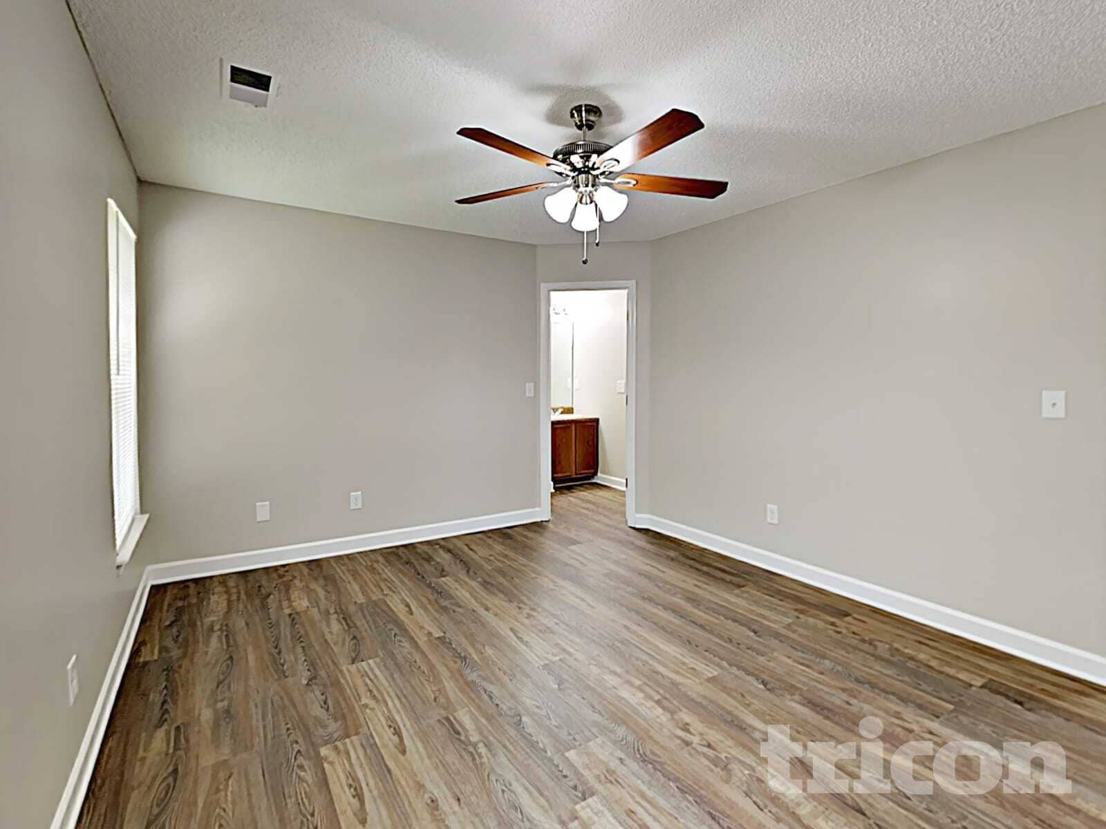 Building Photo - 2527 Captains Watch Rd NE