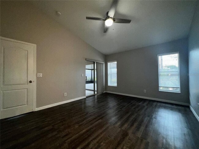 Building Photo - 2620 Regency Oak Ln