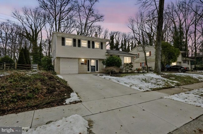 Building Photo - 1513 Fresno Rd