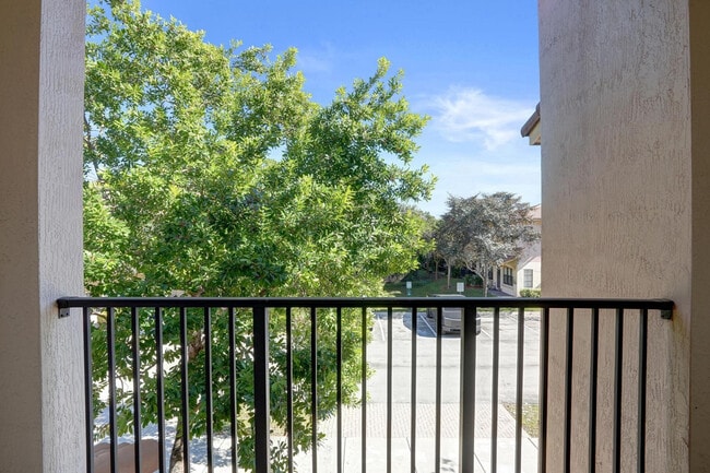 Building Photo - 6105 Grand Cypress Cir W