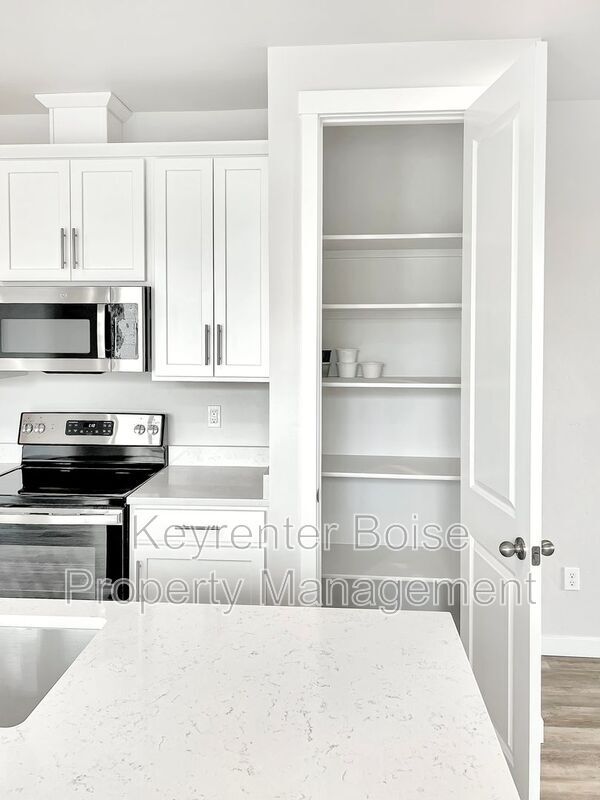 Building Photo - 12761 W Norterra Ln