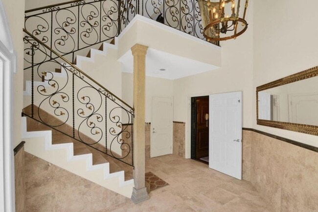 Building Photo - 1704 Del Haven Dr