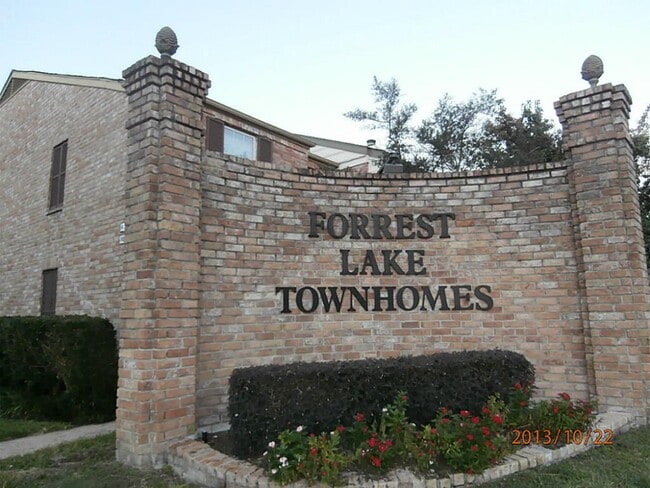 Building Photo - 5800 Lumberdale Rd