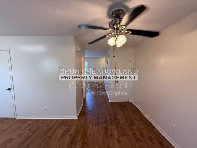 Building Photo - 3607 Lark Cir