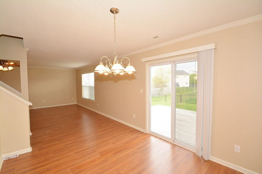 Building Photo - 7317 Kimble Dr