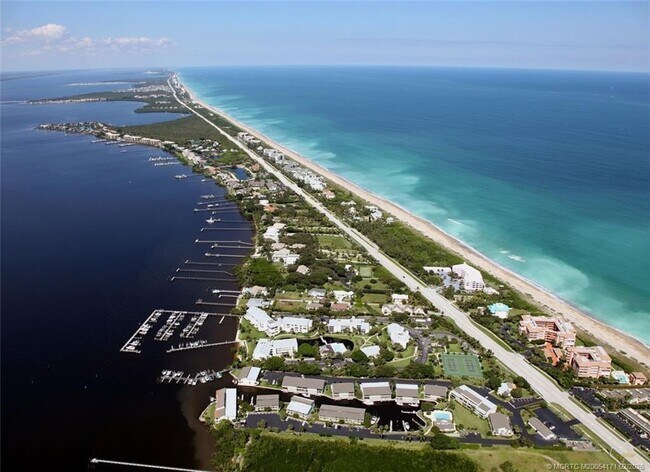 Building Photo - 1550 NE Ocean Blvd