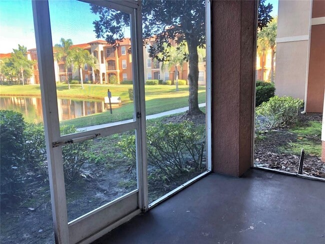 Building Photo - 5542 Metrowest Blvd