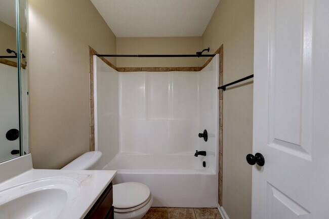 Building Photo - 2924 Brewster Drive