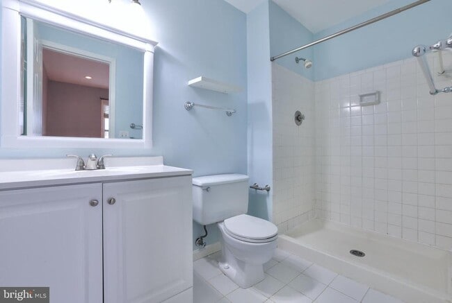 Building Photo - 935 S Rolfe St