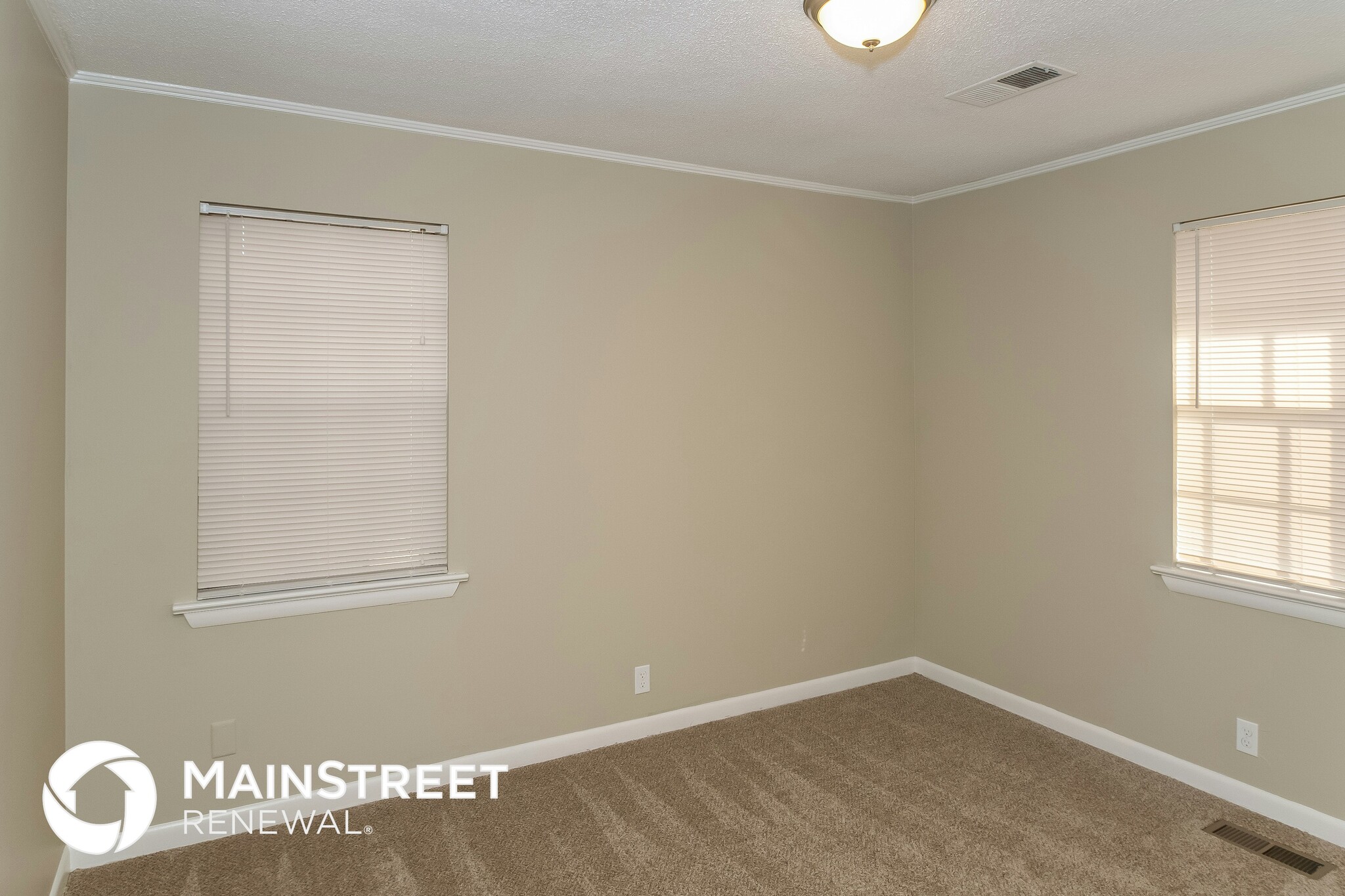Building Photo - 1032 Sandy Brook Cir