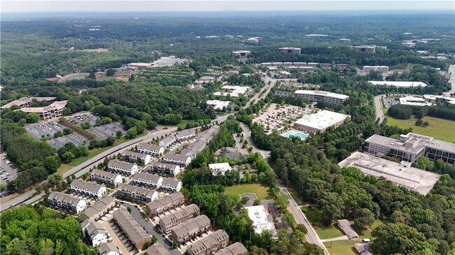 Building Photo - 724 Topsail Ln