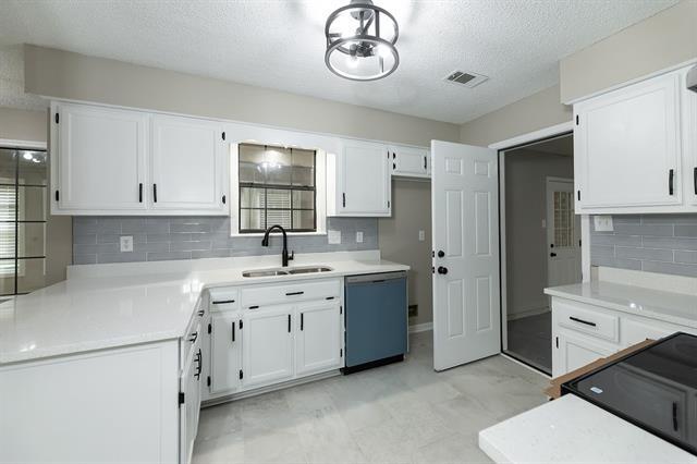 Building Photo - 9102 Valkrie Ln