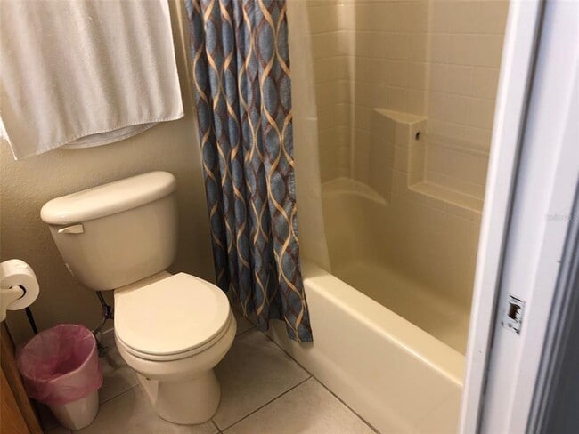 Building Photo - 655 Knollwood Dr