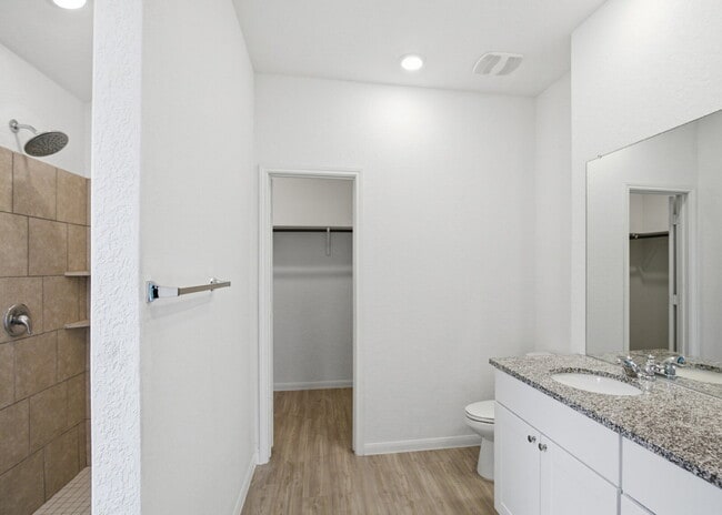 Building Photo - 4 Bedroom Home with Open Layout and Refrigerator Included