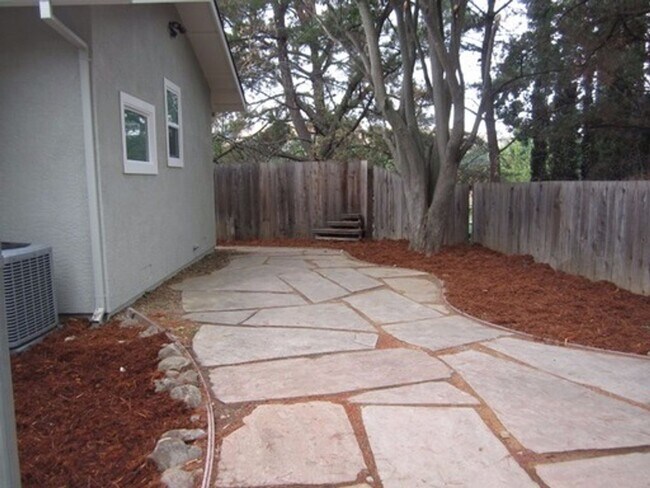 Building Photo - 4-Bedroom Home in Concord’s Desirable State Streets Neighborhood