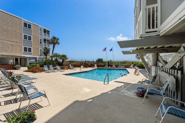 Building Photo - 2405 S Ocean Blvd