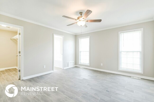 Building Photo - 60 Knottingham Ct