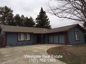 Building Photo - 1069 Ely Blvd S