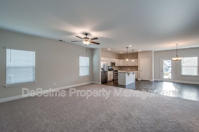 Building Photo - 1529 Holton Rd