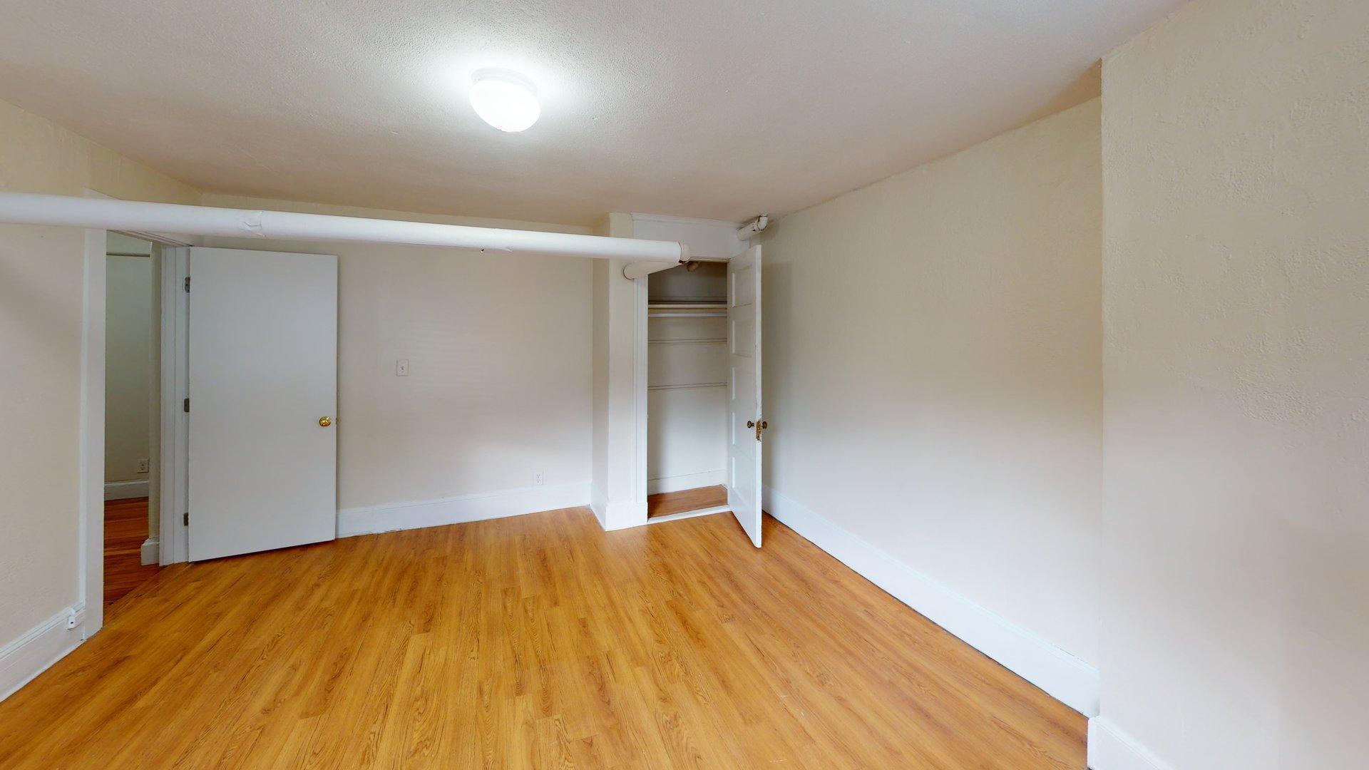 Building Photo - 7 Mt Hood Rd