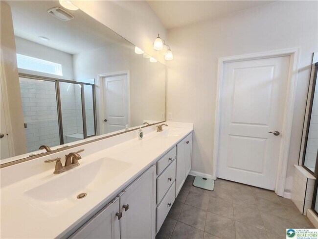 Building Photo - 8142 Century Blvd