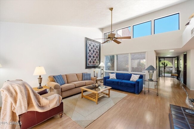 Building Photo - 37300 N Tom Darlington Dr