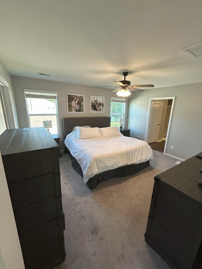 Building Photo - 121 Barbados Cir