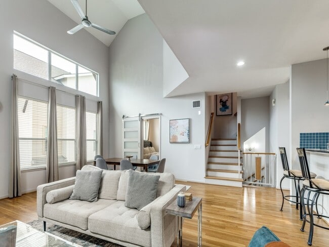 Building Photo - 5219 Kiam St