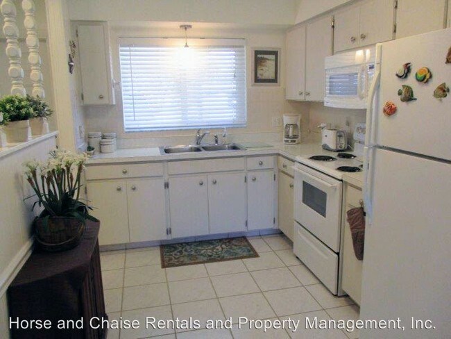 Building Photo - 2 br, 1 bath Apartment - 171 Golf Club Lane