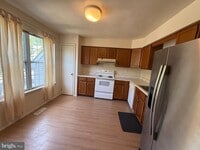 Building Photo - 4711 Leyden Way