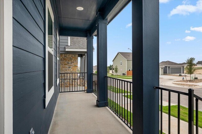 Building Photo - 5900 Whisper Crk Dr