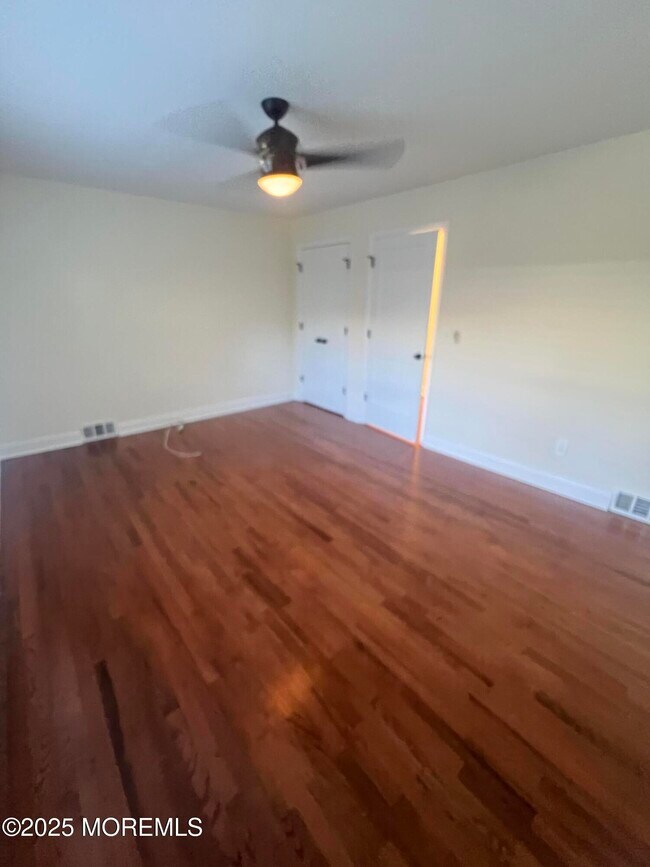 Building Photo - 308 Buttermere Ave