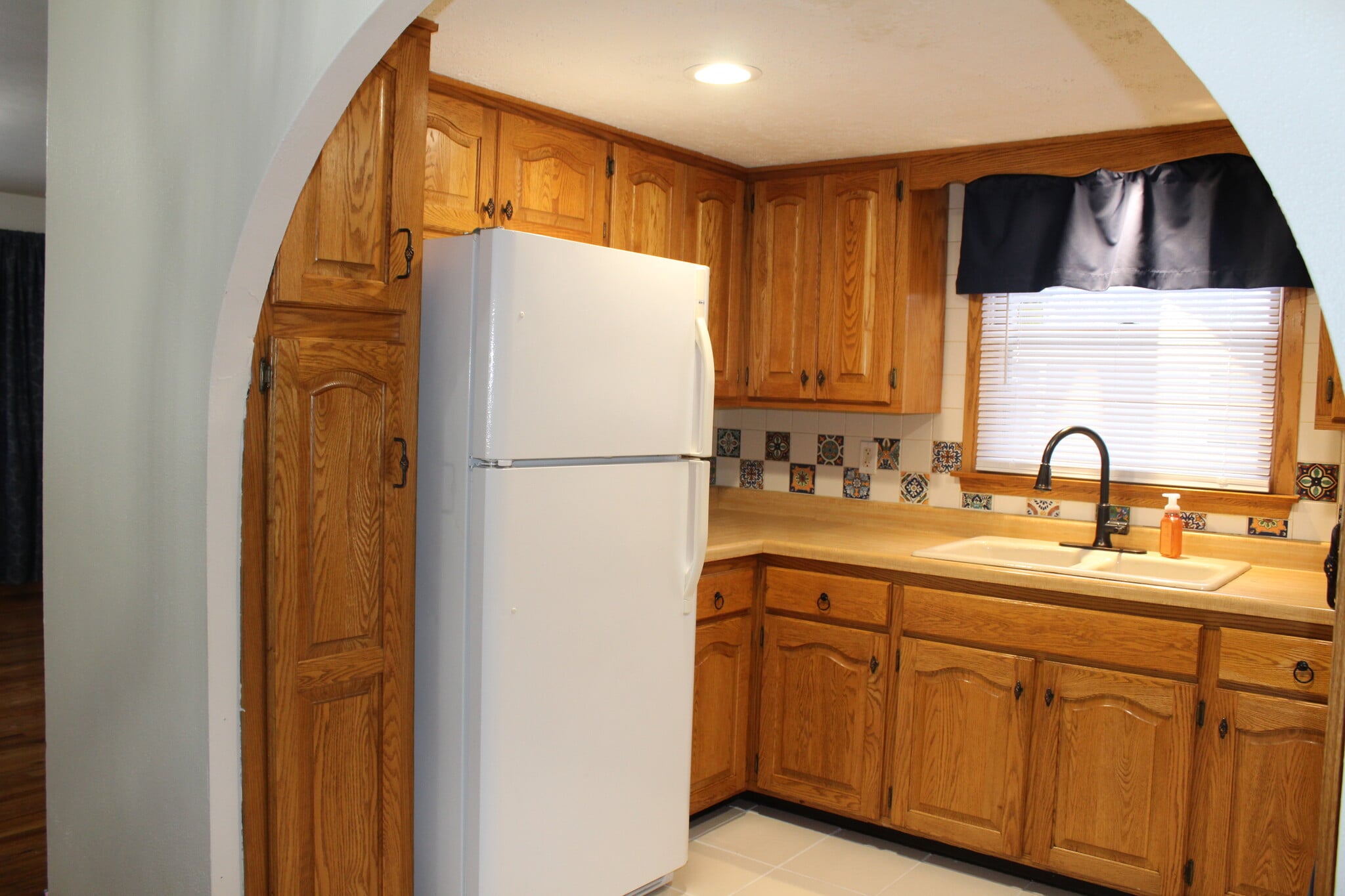 Building Photo - 3908 Pleasant Valley Blvd