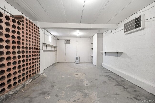 Building Photo - 291 Boulevard