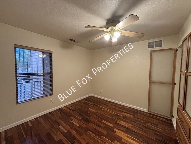 Building Photo - 3149 S Quinn Dr