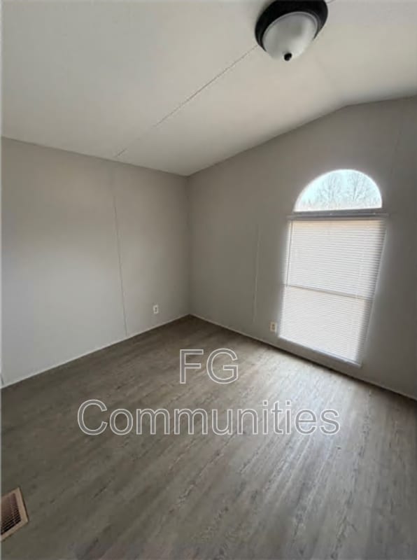 Building Photo - 1754 Zion Rd