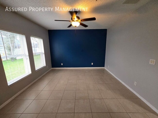 Building Photo - 2048 Cypress Bay Blvd
