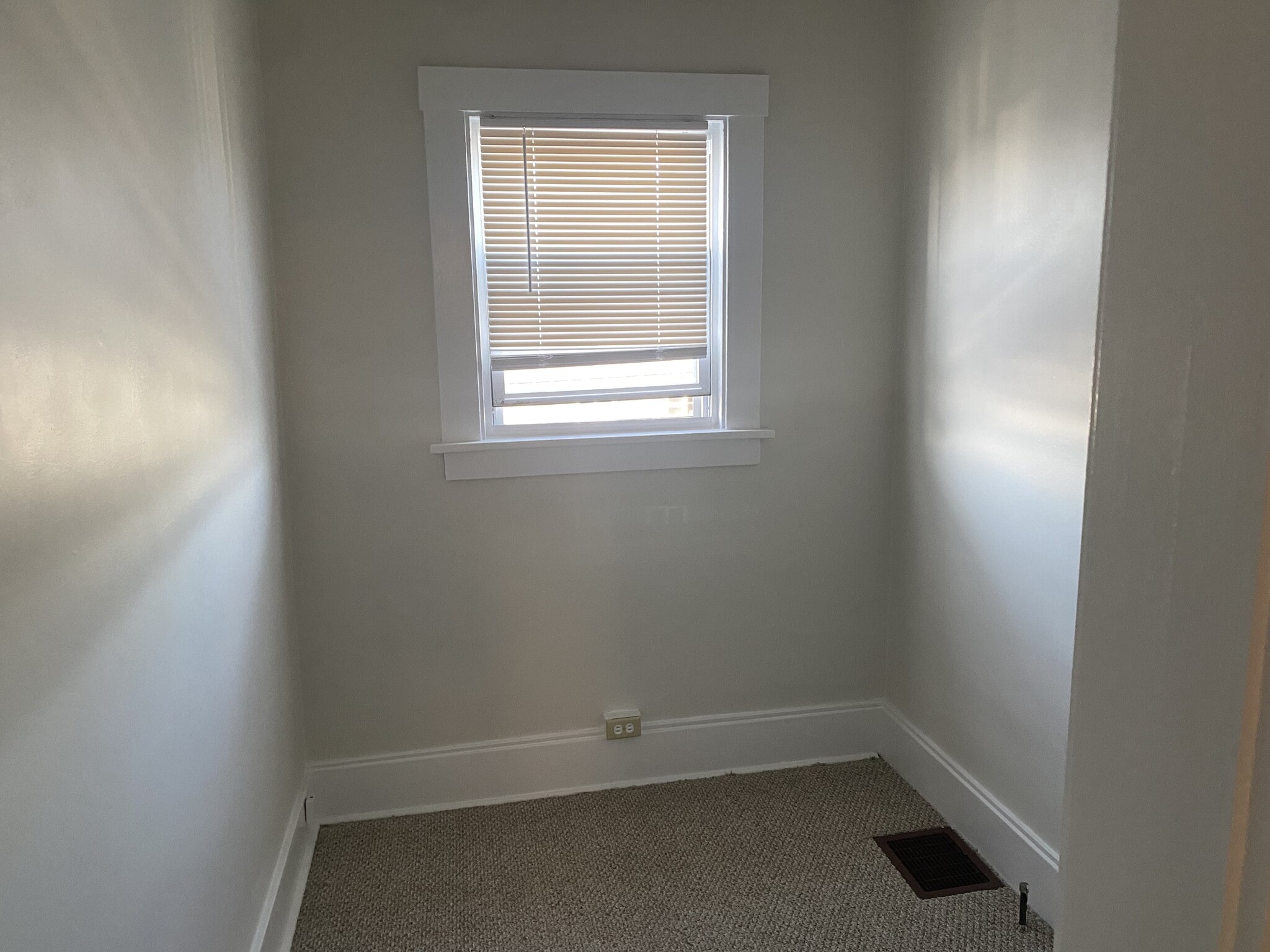 Building Photo - 310 Beaver St