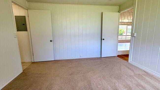 Building Photo - Available Now!! 3 BED/2.5BA + Large Carport, Yard!!