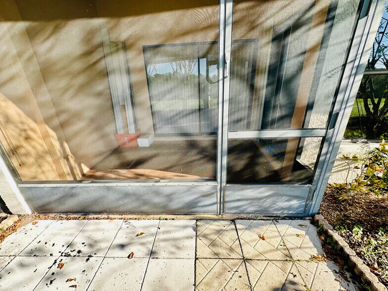 Building Photo - 12213 Augusta Woods Cir