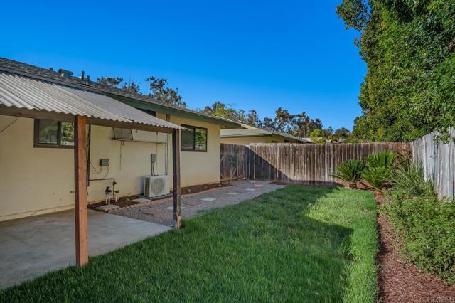 Building Photo - 737 N Alda Dr