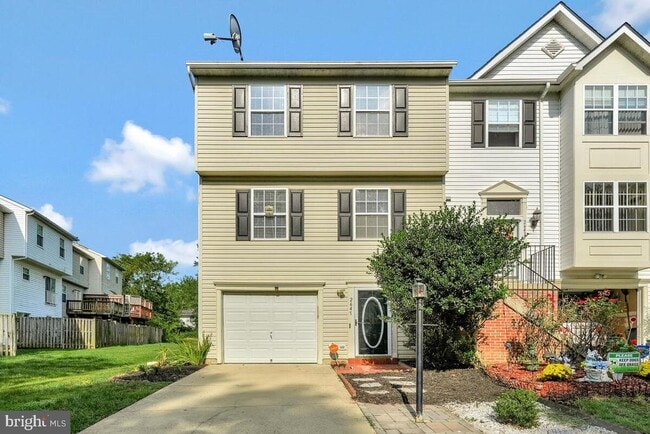 Building Photo - 2647 Longbow Ct