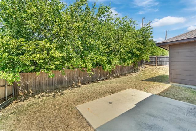 Building Photo - 5165 Glen Eden Dr