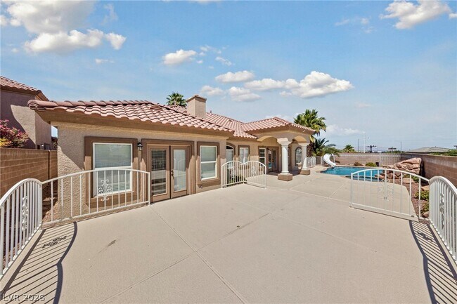 Building Photo - 740 Aldo Rae Ct