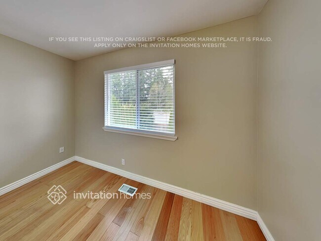 Building Photo - 13205 31st Ave SE
