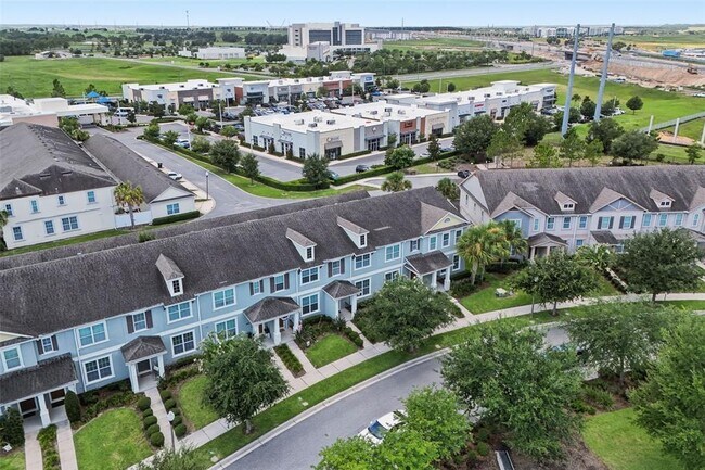 Building Photo - 15591 Honeybell Dr